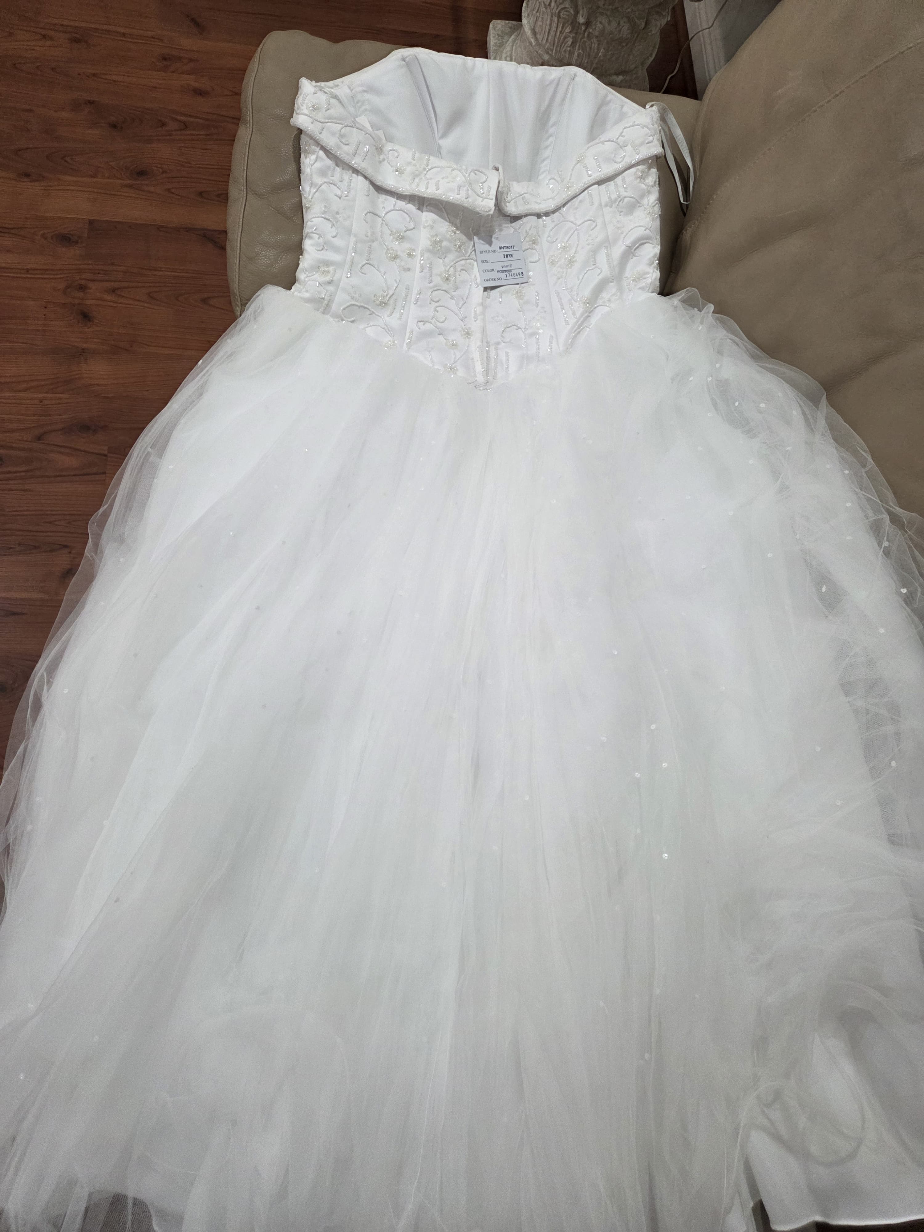 Beautiful White Wedding dress