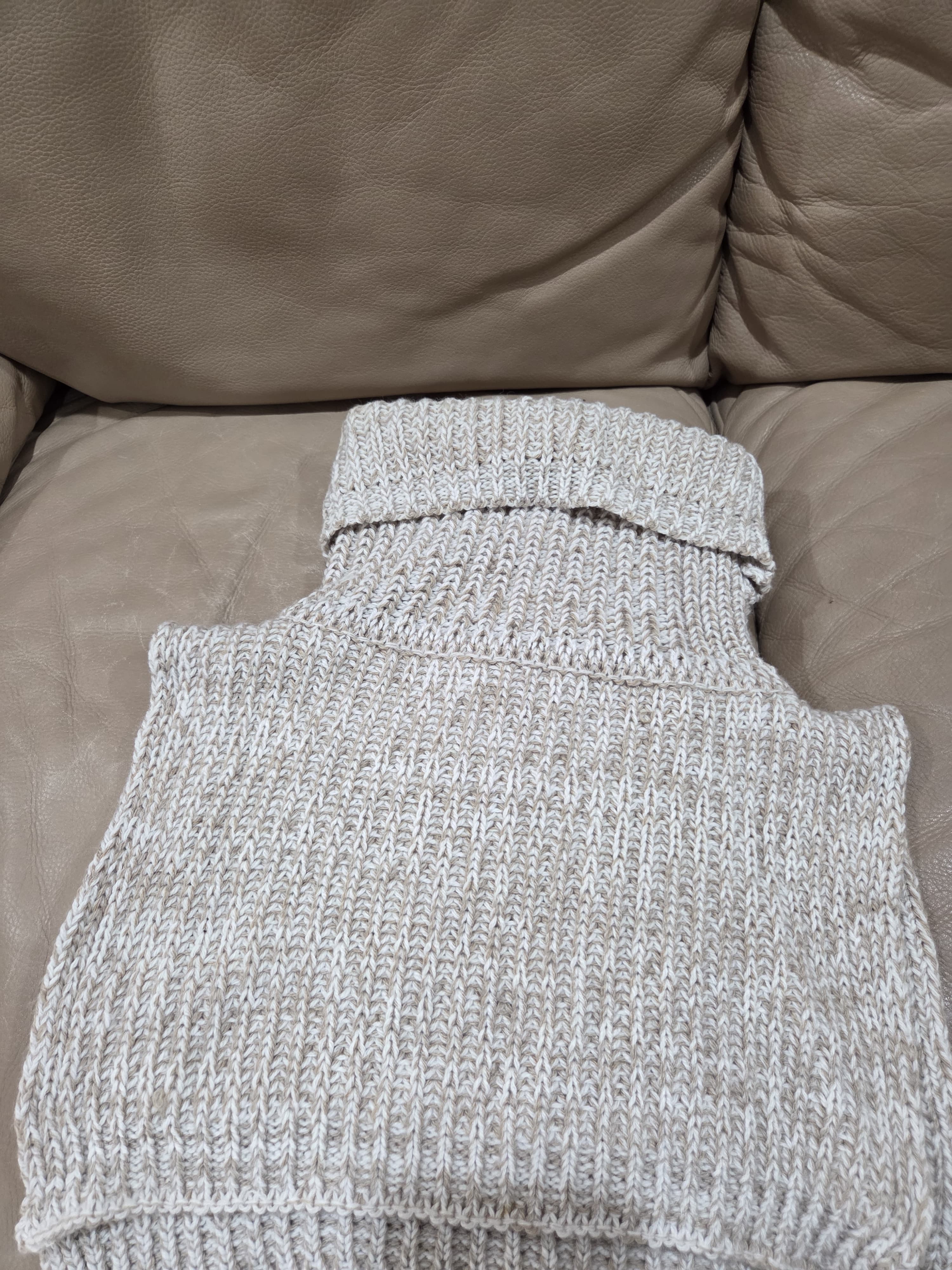 Calvin Klein TurtleNeck Sweater Vest