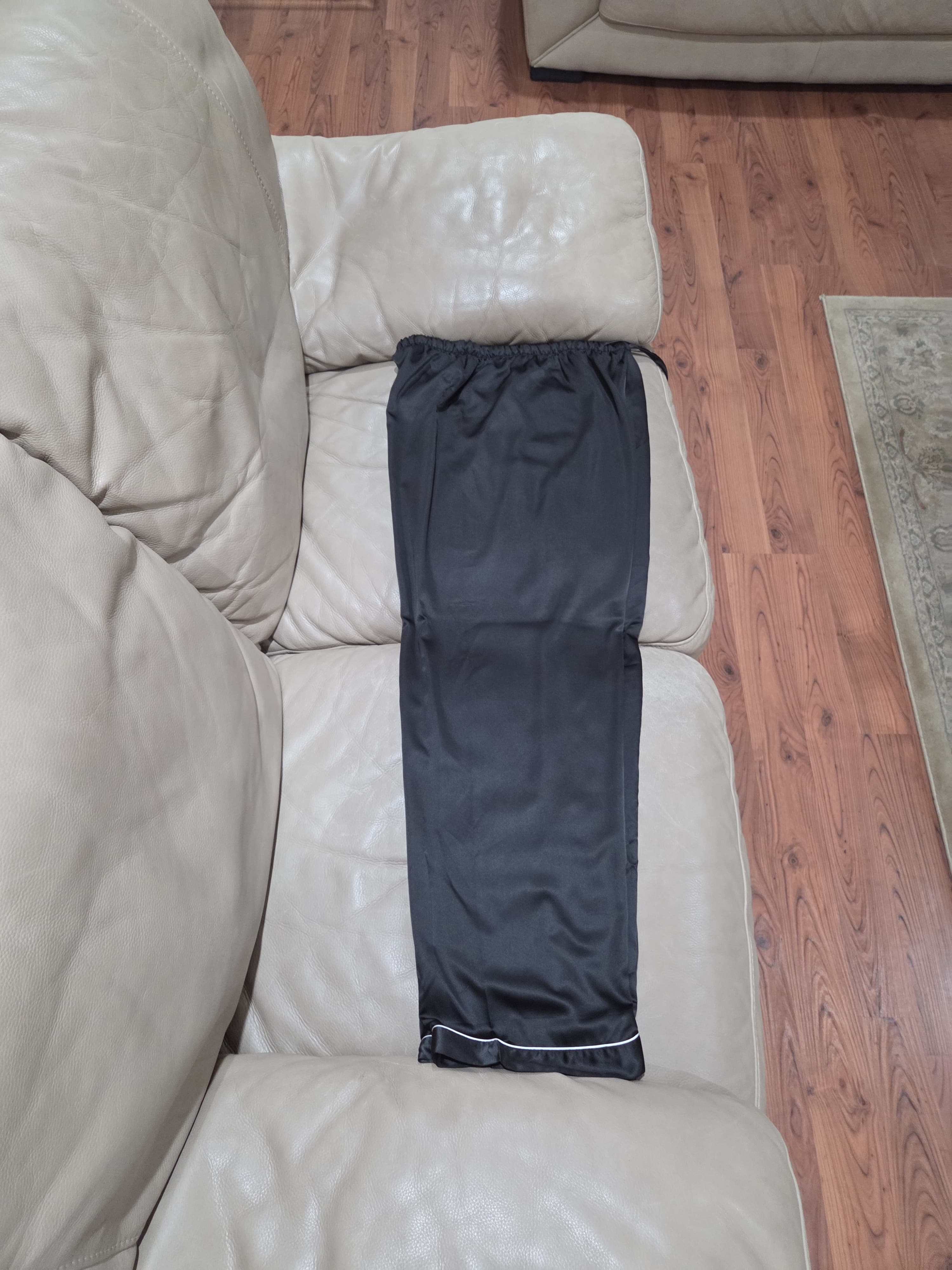 Silk-Like Comfy Black Pajamas